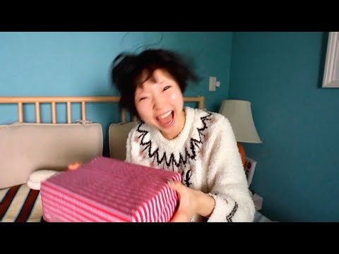 目覚めたらサンタ来てた❤️❤️❤️今年のプレゼントまじやばい。朝から脳みそフル回転🧠🔥