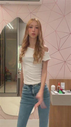 Os vídeos de Carol🇮🇹 (@cdm_caroline) com som original - prod.Nifour