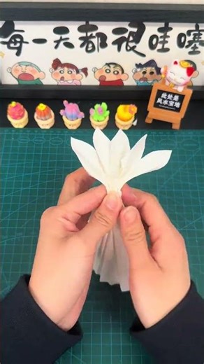 Transform Tissue Paper into a Mesmerizing Color-Changing Art