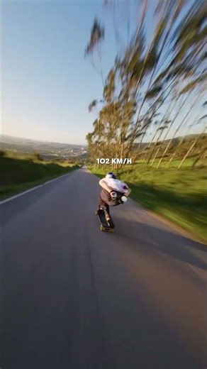 its crazy how fast a skateboard can go 🤯🤯