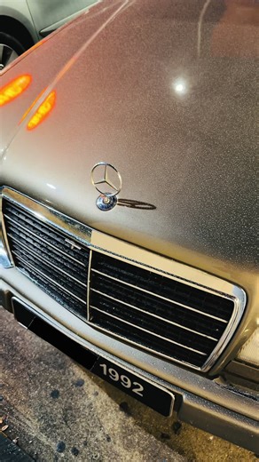 My favorite part about this W124? That noisy aircond fan sound. Feels alive Some call it noisy. I call it personality. #w124