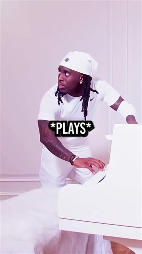 Lil Uzi Vert Shows Kai Cenat How To Play Piano! 😂🎹#goviral #funny #funnyvideos #Funny #viral #funnyvideo #funnytiktok #foryou #fuunyaf #funnyvideos😂 #funnymoments #shorts #shortsfeed #fyp #fypシ゚viral #trending #usa #meme #prank #fail #kai