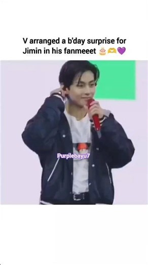 kim Taehyung give the jimin cute bday surprise 💞🎉💜 #kimm #bts #btsarmy #happyjiminday #jiminprince