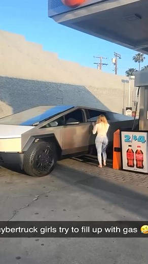 17 reactions | #trend #explore #guess #skit #interview #stream #fyp #viral #blonde #reaction #funny #adorable #fypシ #joke #america #comedy #surprise #amazinggirl #love #foryou #xzybca #girl | Marie Miami | Facebook