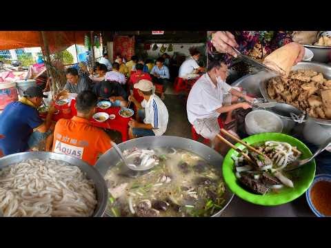 A humble duck tapioca noodle shop that you'll keep coming back to after just one bowl - Vi Na TV