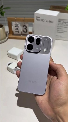 Immersive unboxing of Titanium-colored Oppo Find X10 — the imaging capabilities or the in-hand feel?