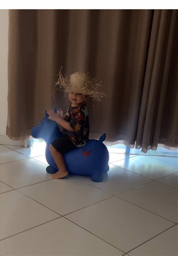 Bora pular minha gente #babytiktok #kidsoftiktok #monetizartiktok #foryoupagе #fyp