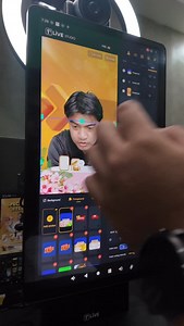 ⚡ 𝐘𝐨𝐮𝐫 𝐀𝐥𝐥-𝐢𝐧-𝐎𝐧𝐞 𝐋𝐢𝐯𝐞𝐬𝐭𝐫𝐞𝐚𝐦 𝐃𝐞𝐯𝐢𝐜𝐞 - 𝐍𝐨 𝐌𝐨𝐫𝐞 𝐒𝐞𝐭𝐮𝐩𝐬. 𝐍𝐨 𝐌𝐨𝐫𝐞 𝐂𝐚𝐛𝐥𝐞𝐬. 𝐉𝐮𝐬𝐭 𝟏𝐋𝐈𝐕𝐄 💛 Go from plain to pro with 1LIVE’s Virtual Background Feature — add your own studio look, brand theme, or creative setup in just a few taps. Whether it’s a product demo, talk show, or livestream event, your background can now match your vibe perfectly. 🎥✨ Perfect for creators, sellers, and professionals who want to stand out — no need for extra software