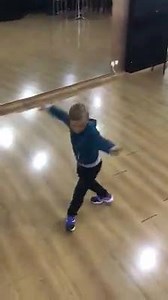 Opa! When Greek kids are born to dance | GREEK GATEWAY