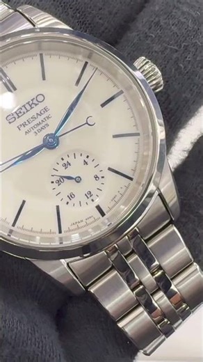 ｜鐘錶店拍｜Seiko Presage SPB445 有田燒 開箱｜藍鋼針 × 白瓷藝術盤面，白瓷工藝正裝錶！