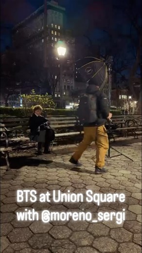 Jonathan Robinson on Instagram: "BTS from an awesome evening shoot with Spanish 🇪🇸model @moreno_sergi at Union Square in Manhattan,NYC."
