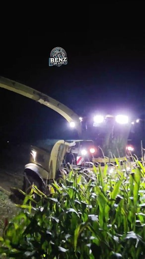 Maishäckseln bei Nacht😎🌽