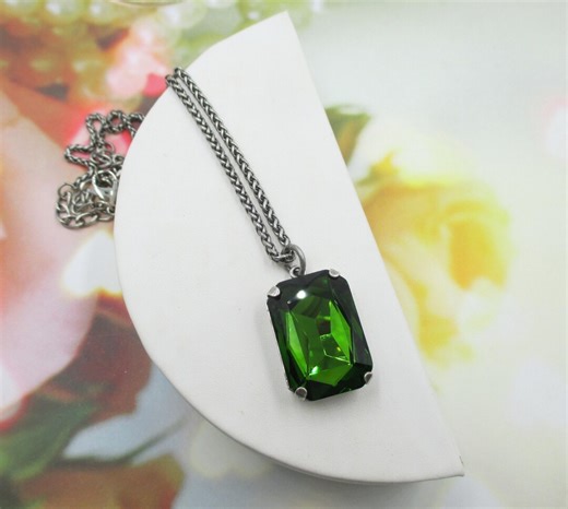 Emerald Green Octagon Shaped Pendant Necklace, Green Crystal Pendant Necklace, Large Green Crystal Pendant Necklace - Etsy