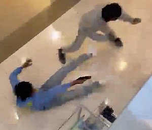 Tried The Wrong One: Dude Pulls Out His Glock & Starts Bussin' At Suspects During An Attempt Robbery Inside Mall!