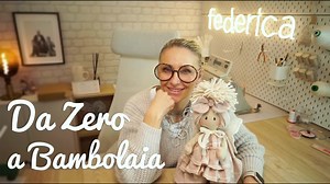 E' arrivato il nostro primo corso on-line di cucito creativo. 😍 "Da Zero a Bambola" Abbiamo deciso di chiamarlo così perchè è dedicato a chi non ha mai fatto bambole e ha voglia di iniziare questo nuovo hobbie e diventare un'esperta Bambolaia! ❤️ Guidate in ogni passo riuscirete anche voi a realizzare la vostra bambola di stoffa! ➡️ www.country-creations.it/corsi | Country Creations di Federica