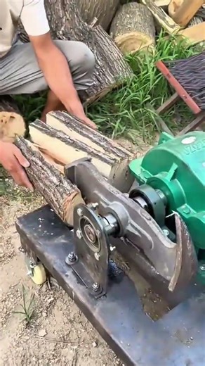 the process of splitting wood into several parts