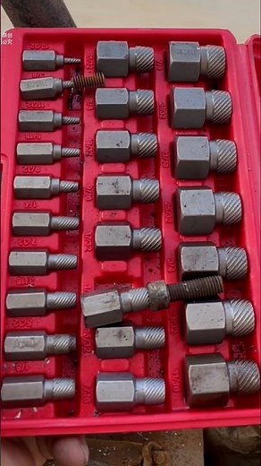 High-spline screw extractor set tools remove broken seized screws, bolts, or studs without damaging