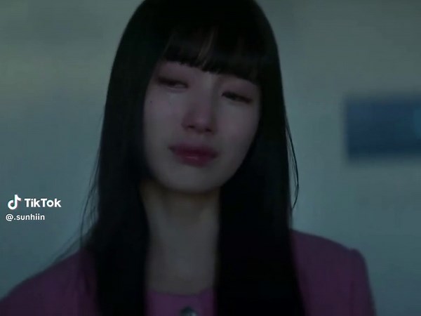 Doona Crying: Sad Korean Drama Moments