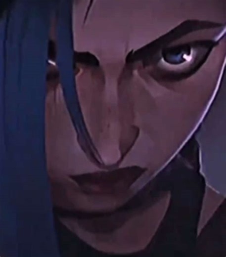 One-Handed Creation: Explore Arcane Characters