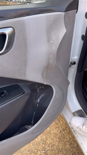 bhat Detailing | Magic Cleaner – Interior Cleaning in Seconds #BhatDetailing #MagicCleaner #CarInteriorCleaning #NonToxicCleaner #AcidFree #WholesaleCarCare... | Instagram