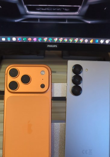Apple vs Samsung: The Battle of iOS26 and Android 16