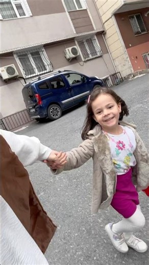 انا ونور كنا ماشيين فجأة لقينا نزلة صعبة مابقى نقدر نوقف😱