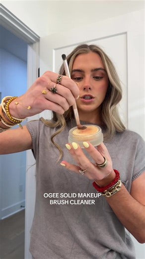 Easy Solid Makeup Brush Cleaner Review