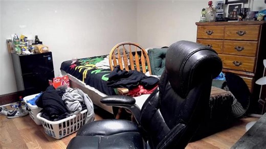 The Only Thing i Can Play Right Now Without GPU Overheating.