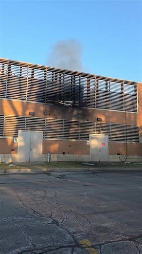Structure Fire: MyMichigan Medical Center Towne Centre, located at 4599 Towne Centre Road, Saginaw Township, Michigan. Fire in the rear of the building, which is now contained, patients and staff have been evacuated. | Breaking News 989