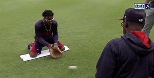 Get an MLB fielding lesson courtesy of Atlanta Braves coach and infield guru Ron Washington and star rookie Ozzie Albies. Free of charge & FULL of information. #ChopcastLIVE | FanDuel Sports Network South