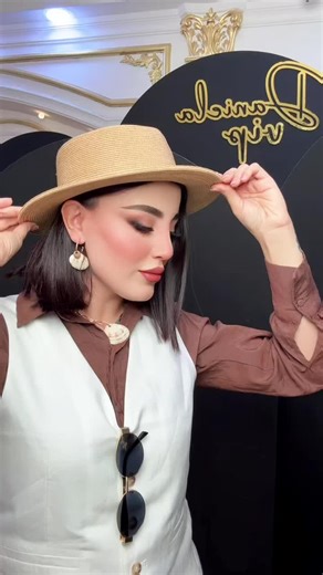 Arisa Awzhan - Biography and Daniela VIP Salon Insights