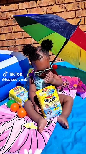 Huggies Little Swimmers: The Best Swimming Nappies for Babies