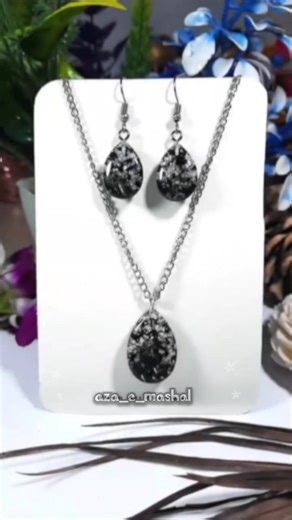 ★¸.•☆•.¸★Aza_E_Mashal★⡀.•☆•.★ on Instagram: "Cute resin pendant Set black and silver All types Of designs are available and also customise 🧑‍💻according to your choice 😉 All India 🇮🇳delevery📦💌 available with effort able price🫶 😱Don't miss the changes. don't thinking just purchased this beautiful pendant set 🩷 Contact me:- +91 7090046025 🤗🥰 Also follow my YouTube channel newly lunch click→ https://youtube.com/@aza_e_mashal?si=Fhwgqndrhb72_sBb #10kfollowers #10ksubscribers #1歳 #beautifu