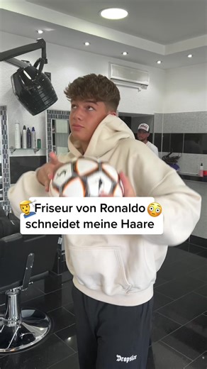 Friseur von Ronaldo schneidet meine Haare