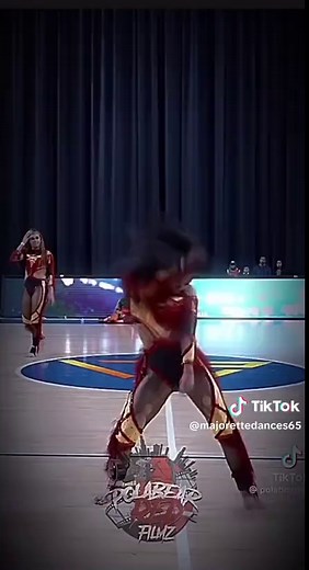 Get it girly #majorettedance #majorette @MAJORTTE EDITS 😘 @𝓪𝓮𝓻𝓲 ☆ @MAJORETTE EDITS😘 go follow them