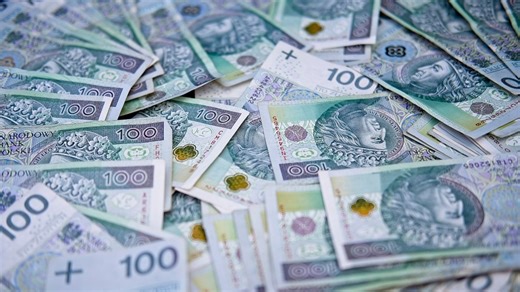 "Deszcz" pieniędzy w Krakowie. Policja prosi o zwrot gotówki