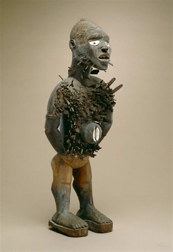 thinking about how things get removed from their context and become “artwork” and how that interpretation can completely strip things of their original power, meaning and context #art #arthistory #kongo #nkisi #repatriation