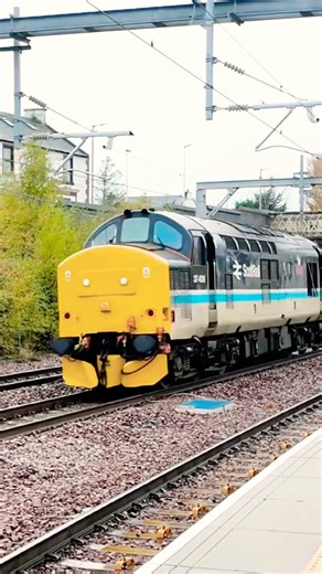 Scotrail Class 37409 Loch Awe Fort William to Carlisle Upperby Tmd LSL passing Carstairs #class37