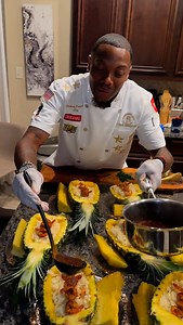 WE LIVE & LIT 🔥 FROM THE KITCHEN 🔥🔥🔥🔥👨🏾‍🍳. NO DAYS OFF WE OUT HERE CITY TO CITY TAKING OVER EACH KITCHEN 1 BY 1 LET’S GET IT POPPIN ✅✅✅✅. #ChefBenjamin #DallasChef #ChefsInDallas #FoodPorn #Foodie #PineappleBoats #ExplorePage #Fyp #fypシ | Benjamin Leggitte