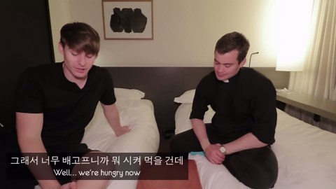 English priest tries McDonald's delivery in Korea! Bulgogi burger & Mega Mac taste test