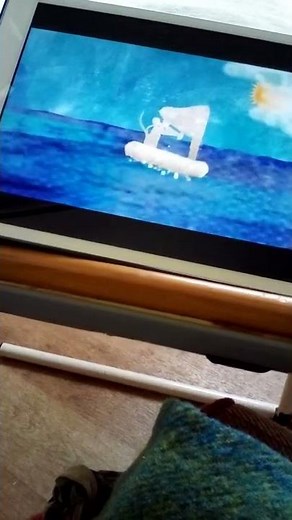 Teacup Mouse sailing on the sea from Show Me Show Me Series 4