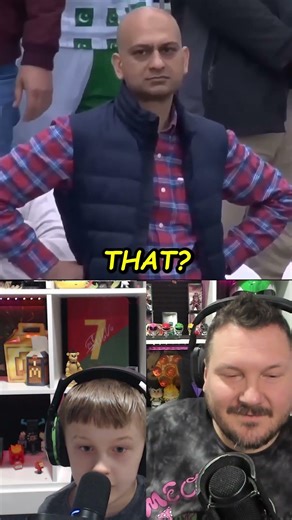 Something Was Chasing Us in Roblox Backrooms… 😳 #shorts #roblox #backrooms #shorts #gaming #scary