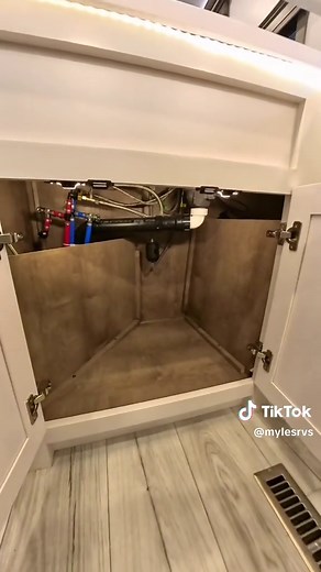 Best 2 Bedroom Fifth Wheel RV of 2025: Keystone Montana