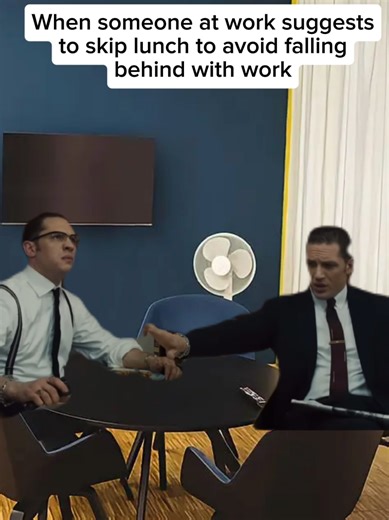 Tips to avoid falling behind at work: 1. Prioritize First: Finish your top non-negotiable task before noon. 2. Two-Minute Rule: If a task is quick, do it now—don't log it. 3. Time Box: Set strict, timed blocks for emails and meetings. 4. Daily Audit: Spend five minutes nightly adjusting tomorrow's list. #office #work #worklife #meme #officelife