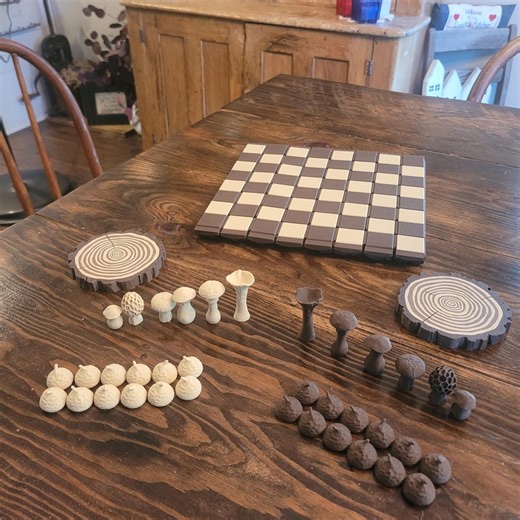 3D Printed Log Chess and Checkers Board - Etsy Canada