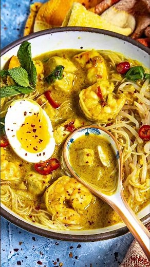 AMAZING Laksa Soup