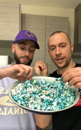 The blue popcorn trick that changes how you make popcorn at home