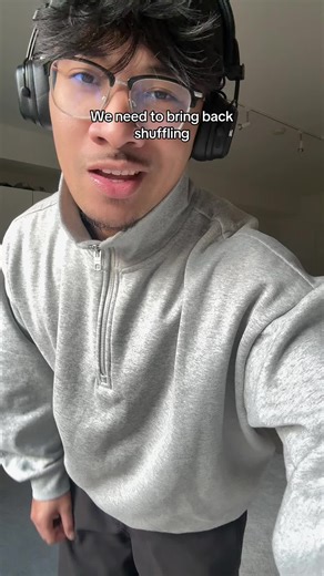 Five more hours #fyp #shuffle #shuffledance #viral #trend