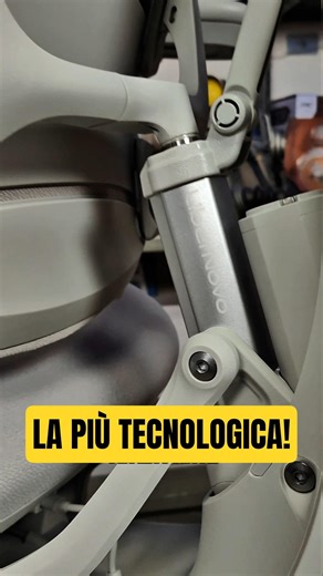 YOU'VE NEVER SEEN A BIONIC CHAIR LIKE THIS (IT COSTS €1000)!