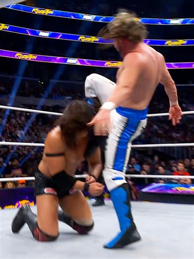 #AEWRevolution 2025: Kenny Omega vs. Konosuke Takeshita in one of the HARDEST-HITTING wars in AEW history 🔥